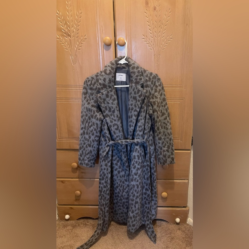 Wrap coat leopard print. Xs petite.